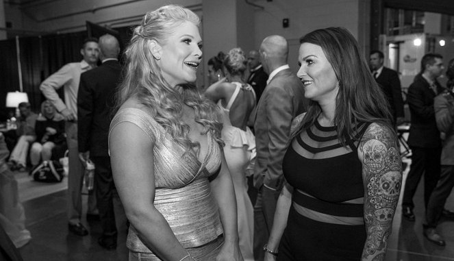 WWE Hall of Fame 2017 - Dreharbeiten - Beth Phoenix, Amy Dumas