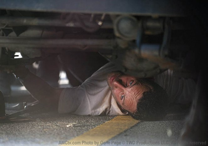 The Walking Dead - What Lies Ahead - Photos - Andrew Lincoln