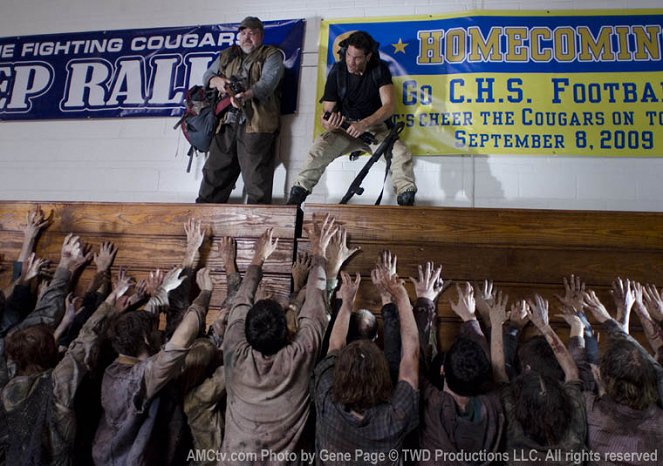 The Walking Dead - Az utolsó marad - Filmfotók - Pruitt Taylor Vince, Jon Bernthal