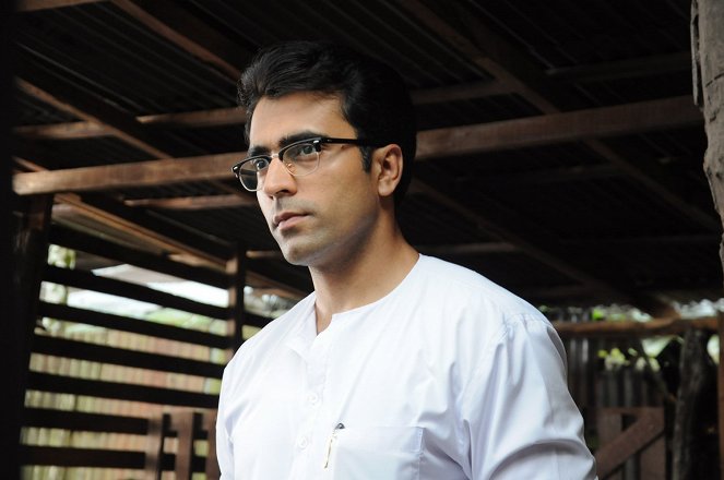 Byomkesh Pawrbo - Van film - Abir Chatterjee