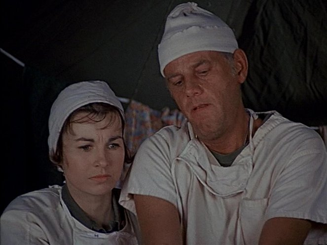 M*A*S*H – armeijan kenttäsairaala - Season 1 - Pilot - Kuvat elokuvasta - Linda Meiklejohn, McLean Stevenson