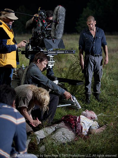 Walking Dead - Tuomari, valamiehistö ja pyöveli - Kuvat kuvauksista - Norman Reedus, Jon Bernthal