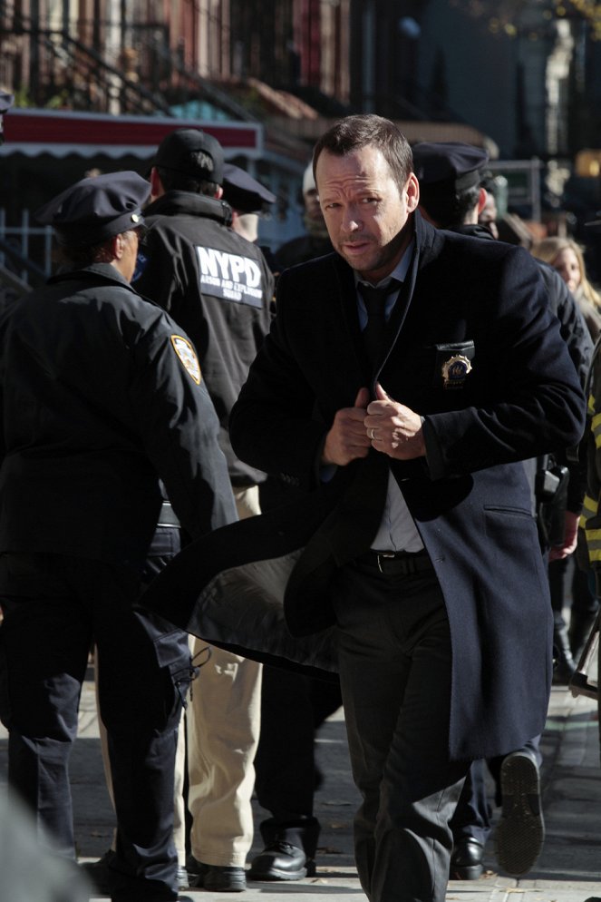 Blue Bloods - Crime Scene New York - Mistaken Identity - Photos - Donnie Wahlberg