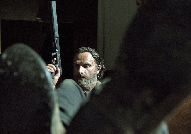 The Walking Dead - Season 5 - Quatre murs et un toit - Tournage - Andrew Lincoln