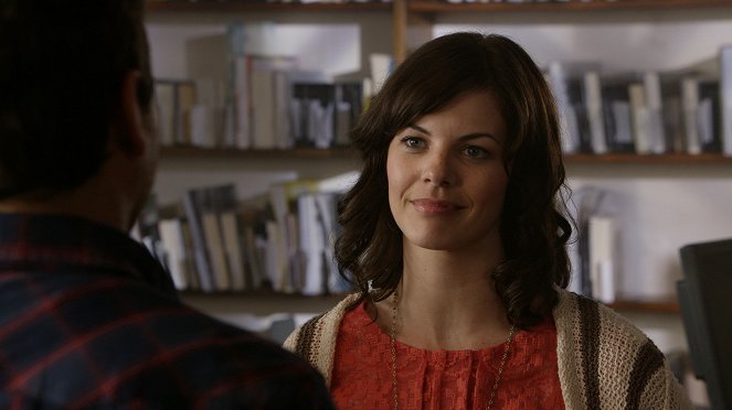 The Librarians - And the City of Light - Van film - Haley Webb
