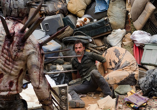 The Walking Dead - Season 7 - Új puszipajtások - Filmfotók - Andrew Lincoln