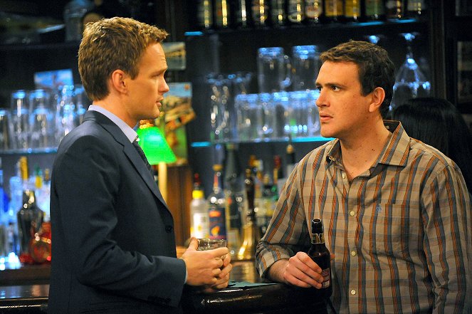How I Met Your Mother - Old King Clancy - Photos - Neil Patrick Harris, Jason Segel