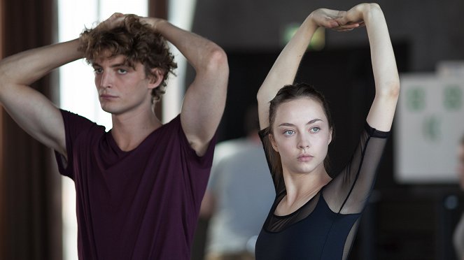 Polina - Photos - Niels Schneider, Anastasia Shevtsova