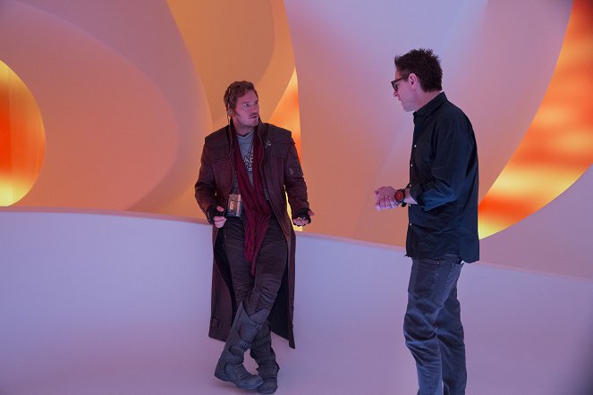 Guardians of the Galaxy Vol. 2 - Van de set - Chris Pratt, James Gunn