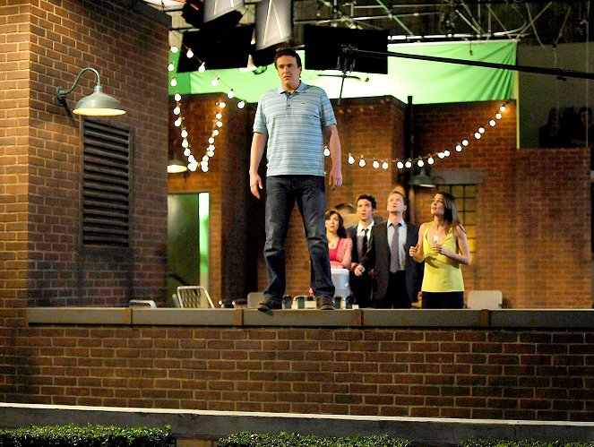 How I Met Your Mother - The Leap - Photos - Jason Segel