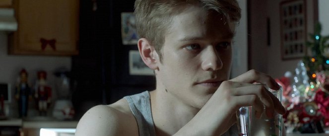 Sins of Our Youth - Film - Lucas Till