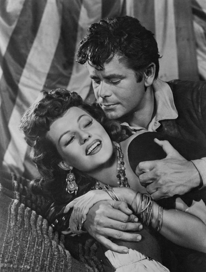 The Loves of Carmen - De filmes - Rita Hayworth, Glenn Ford