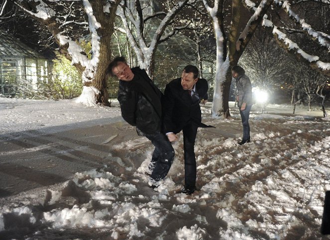 Blue Bloods - Crime Scene New York - Season 4 - Insult to Injury - Photos - Donnie Wahlberg