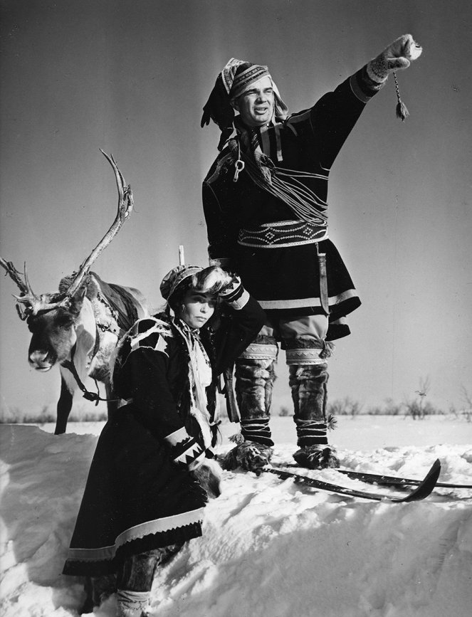 The White Reindeer - Van film - Mirjami Kuosmanen, Kalervo Nissilä