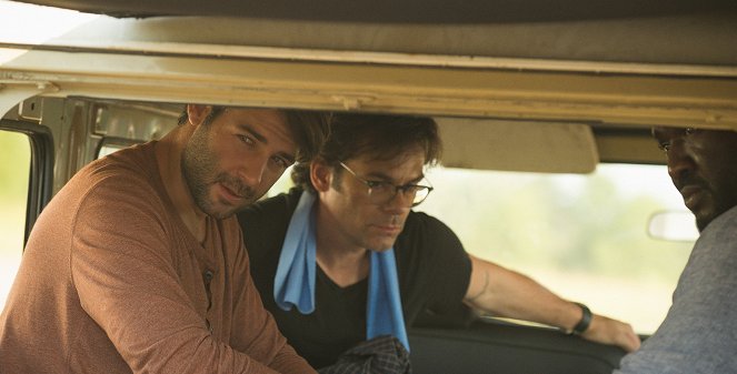 Zoo - Eats, Shoots and Leaves - Photos - James Wolk, Billy Burke