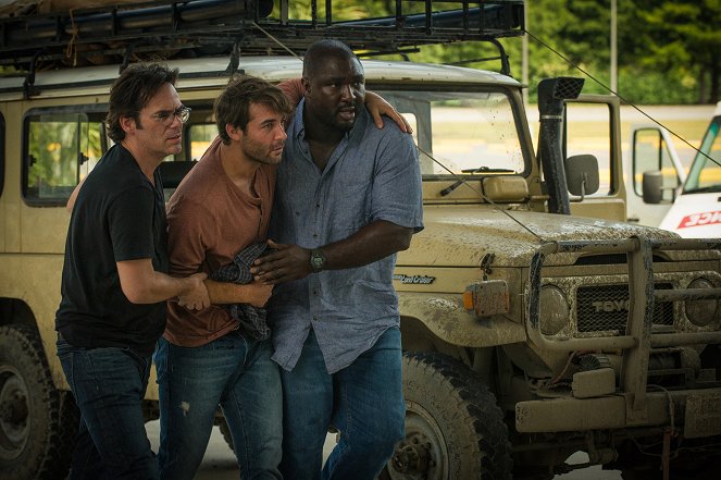 Zoo - Divoká zvěř - Z filmu - Billy Burke, James Wolk, Nonso Anozie