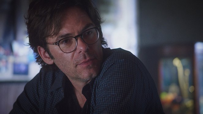 Zoo - That Great Big Hill of Hope - Photos - Billy Burke