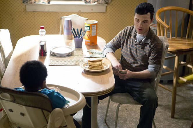 Shameless - Season 4 - The Legend of Bonnie and Carl - Photos - Noel Fisher