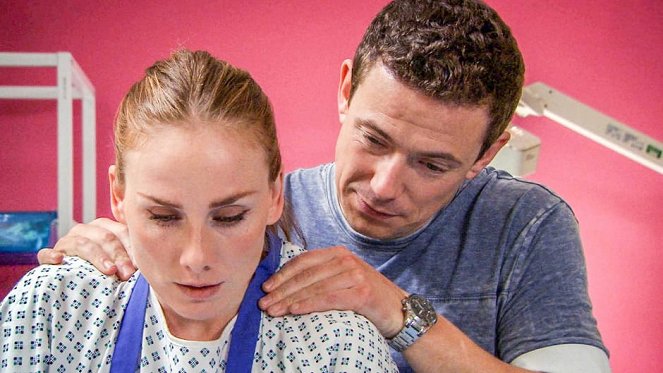 Holby City - Photos