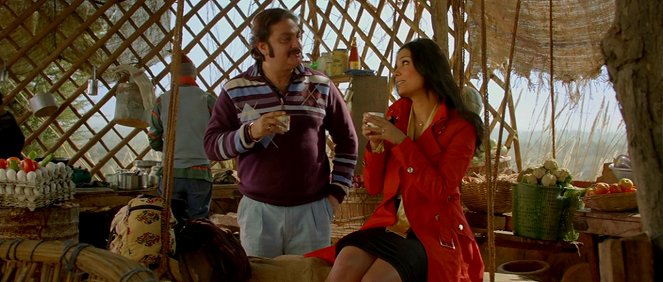 Chalo Dilli - Z filmu - Vinay Pathak, Lara Dutta