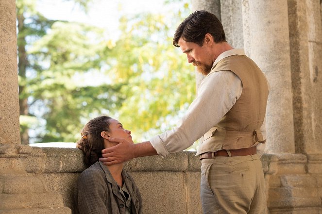 A Promessa - Do filme - Charlotte Le Bon, Christian Bale