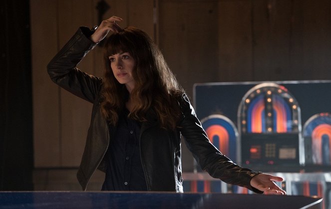 Colossal - Photos - Anne Hathaway