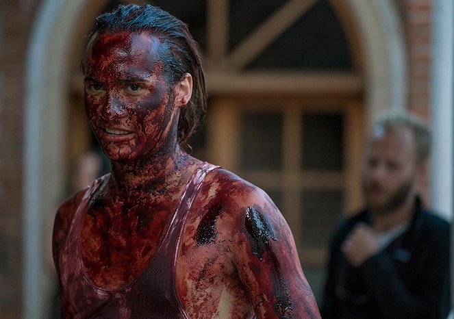 Fear The Walking Dead - Shiva - Kuvat elokuvasta - Frank Dillane