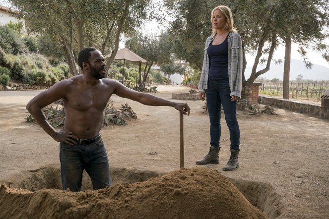 Živí mrtví: Počátek konce - Bůh Šiva - Z filmu - Colman Domingo, Kim Dickens