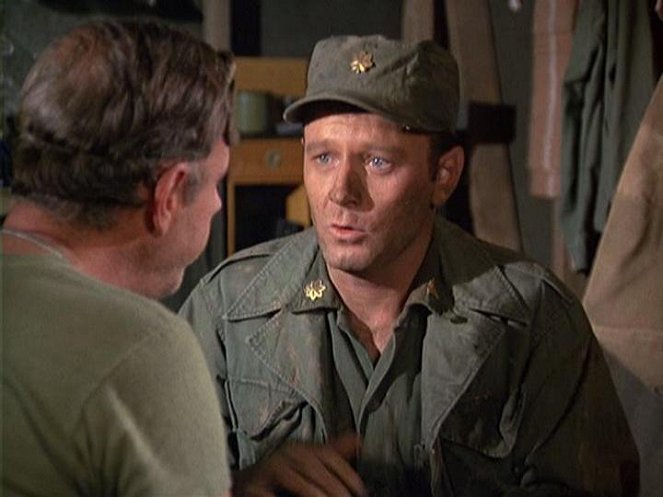 M*A*S*H – armeijan kenttäsairaala - Major Fred C. Dobbs - Kuvat elokuvasta - McLean Stevenson, Larry Linville