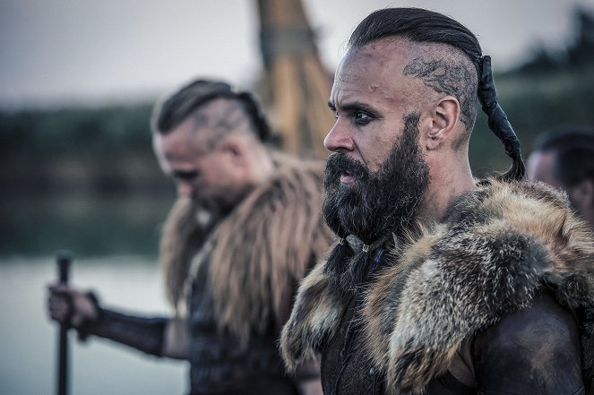 Az utolsó királyság - Season 2 - Filmfotók - Björn Bengtsson