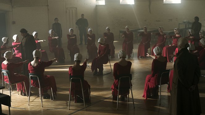 The Handmaid's Tale - Offred - Photos