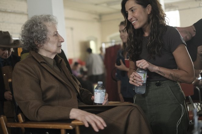 The Handmaid's Tale - Season 1 - Desfred - Dreharbeiten - Margaret Atwood, Reed Morano