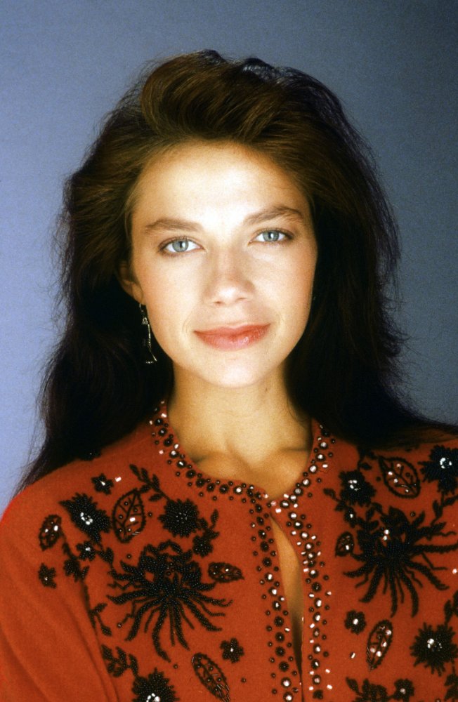 Family Ties - Promo - Justine Bateman