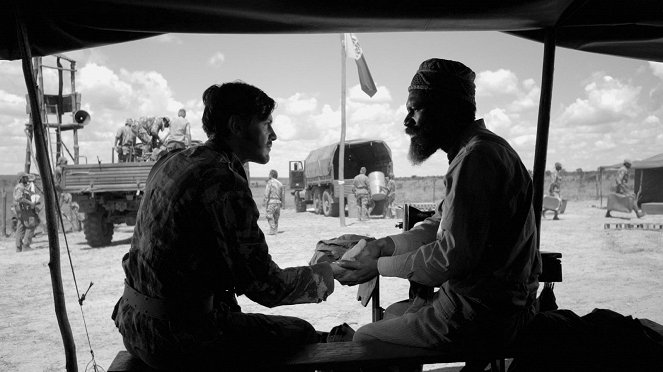 Briefe aus dem Krieg - Filmfotos - Miguel Nunes, David Caracol