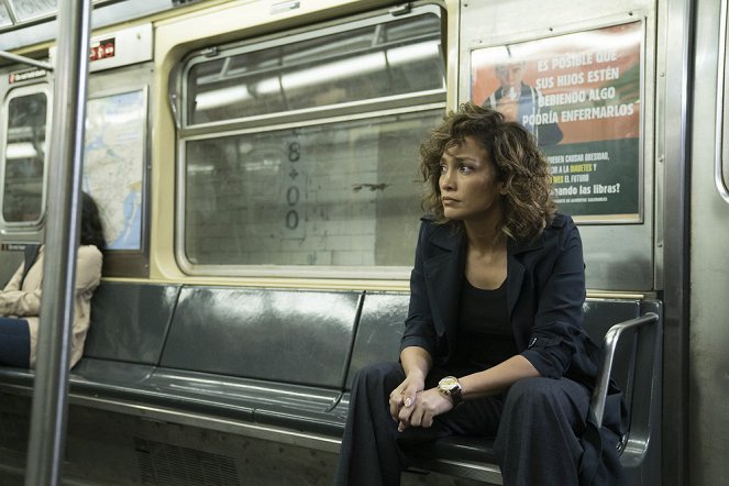 Shades of Blue - Season 2 - A House Divided - Photos - Jennifer Lopez