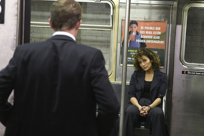 Shades of Blue - Season 2 - Was wird nun aus uns? - Filmfotos - Jennifer Lopez