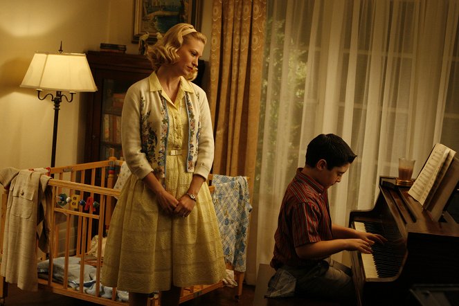 Mad Men - New Amsterdam - Do filme - January Jones, Marten Holden Weiner