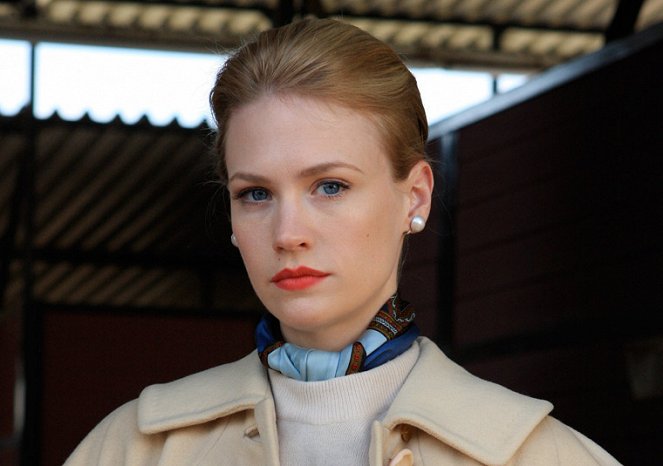 Mad Men - Season 2 - For Those Who Think Young - Photos - January Jones