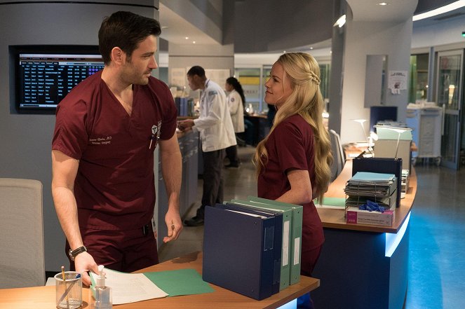 Chicago Med - Contre mauvaise fortune… - Film - Colin Donnell