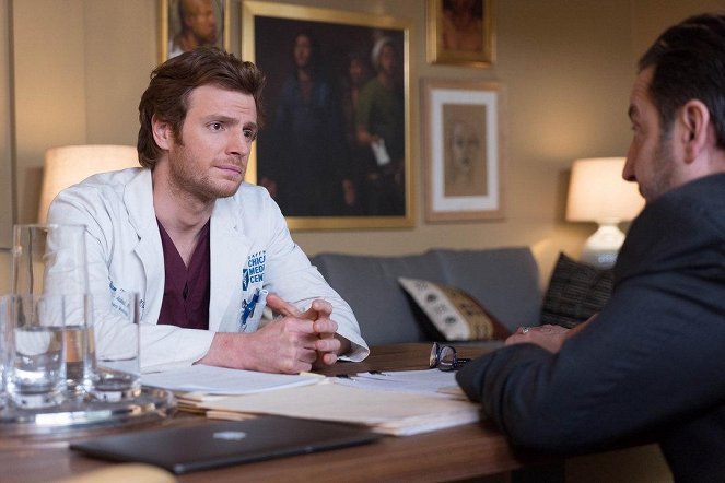 Chicago Med - Les Faux Coupables - Film - Nick Gehlfuss