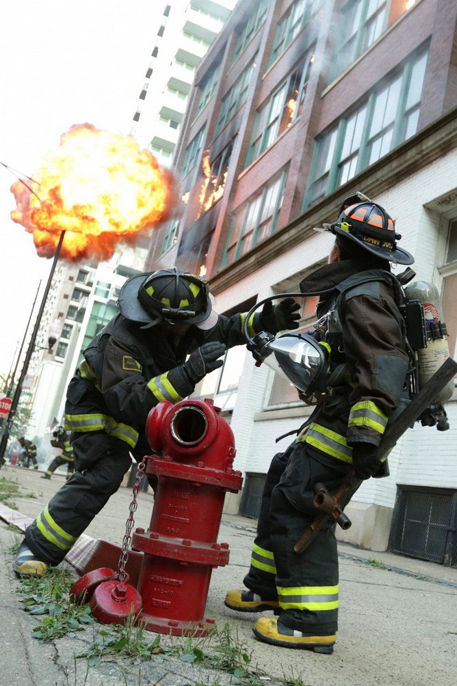 Chicago Fire - Apologies Are Dangerous - Kuvat elokuvasta