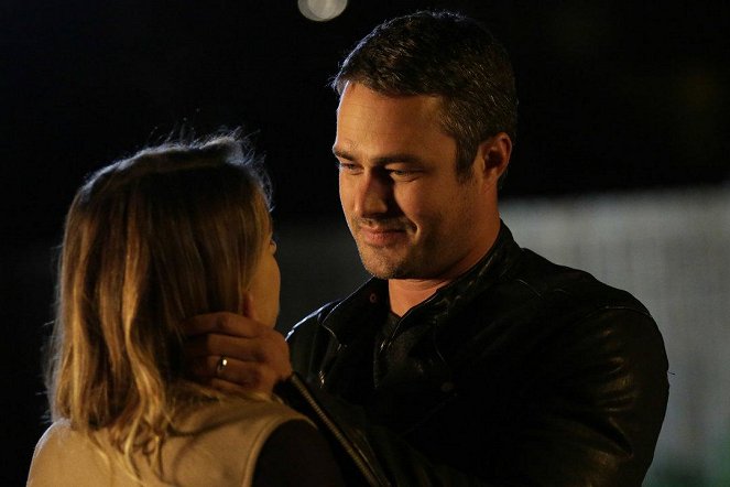 Chicago Fire - Nobody Touches Anything - De filmes - Taylor Kinney