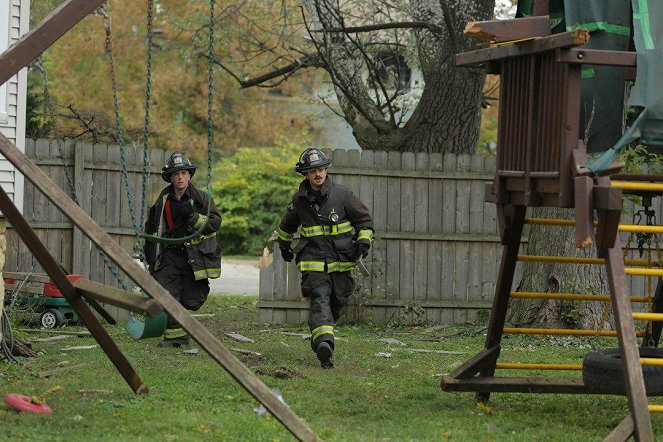 Chicago Fire - Chopper - Photos - David Eigenberg, Yuriy Sardarov