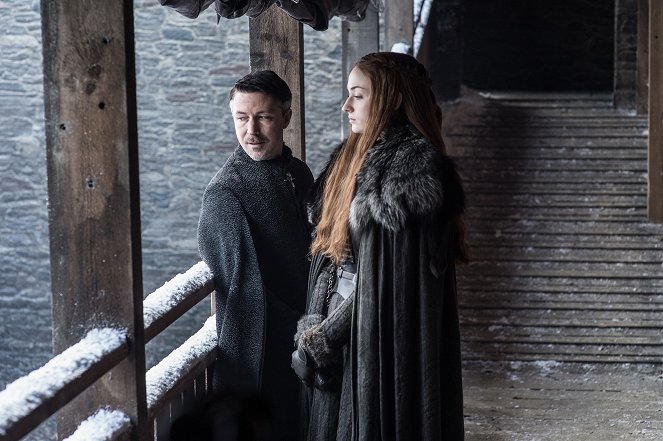 Game of Thrones - Season 7 - Dragonstone - Photos - Aidan Gillen, Sophie Turner