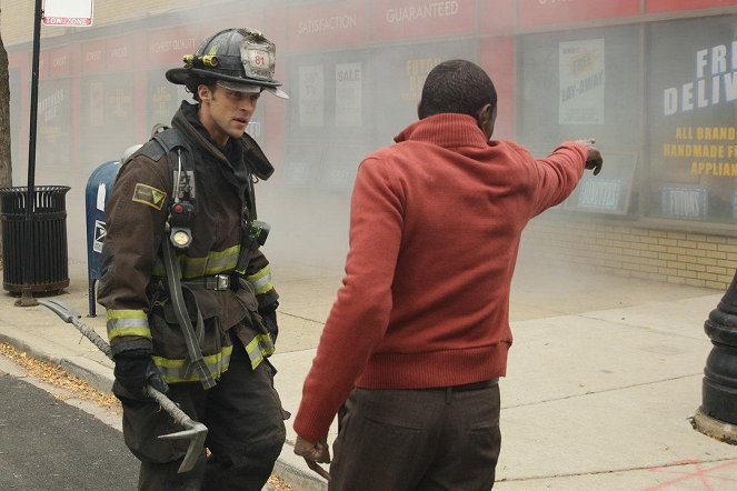 Chicago Fire - Zastavení dopravy - Z filmu - Jesse Spencer