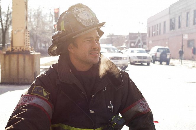 Chicago Fire - Dopadnout dravce - Z natáčení - Taylor Kinney