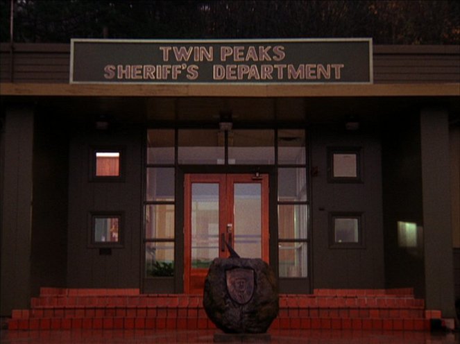 Twin Peaks - Season 2 - Arbitrary Law - Film