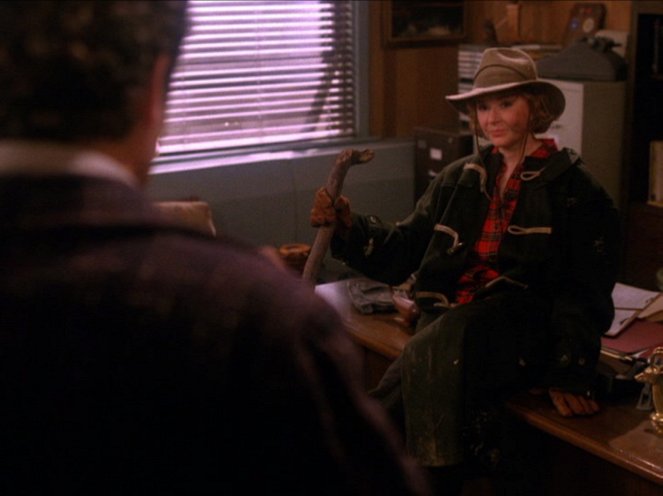 Miasteczko Twin Peaks - Braterska kłótnia - Z filmu - Piper Laurie