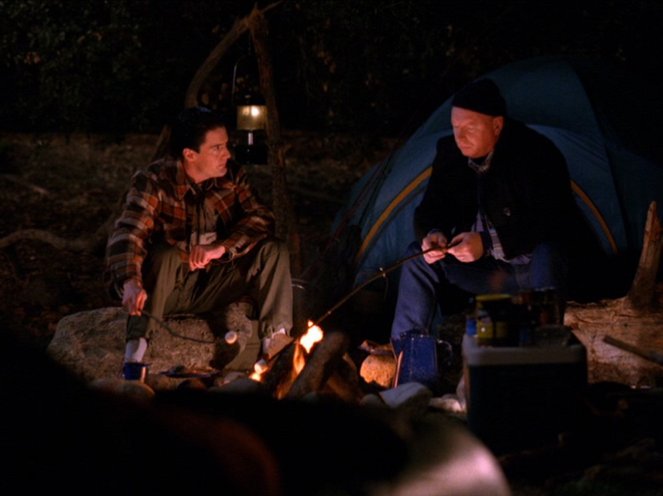 Twin Peaks - Season 2 - Ratsupoliisi King - Kuvat elokuvasta - Kyle MacLachlan, Don S. Davis