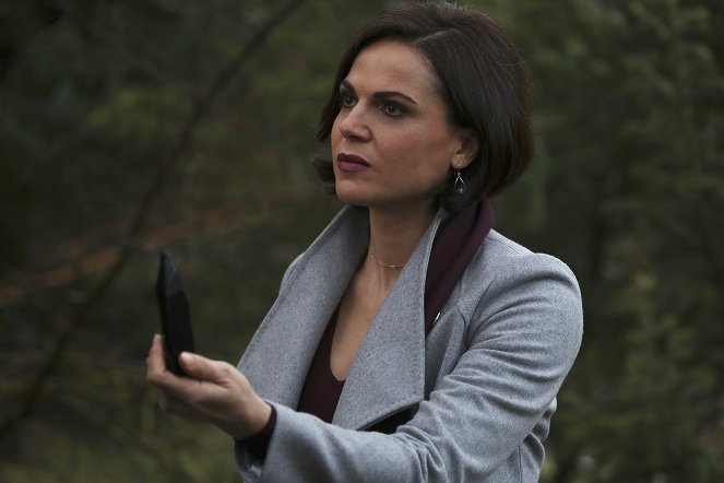 Once Upon a Time - Where Bluebirds Fly - Van film - Lana Parrilla
